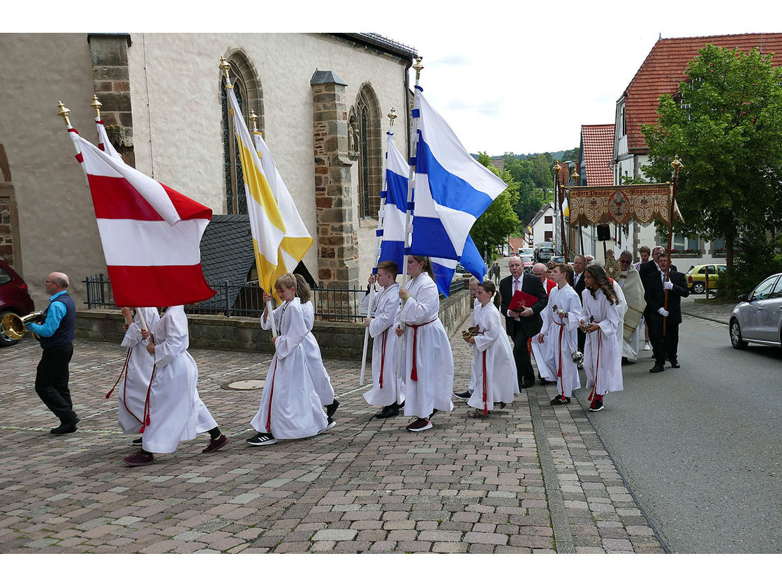 Bittprozession am Pfingstmontag (Foto: Karl-Franz Thiede)